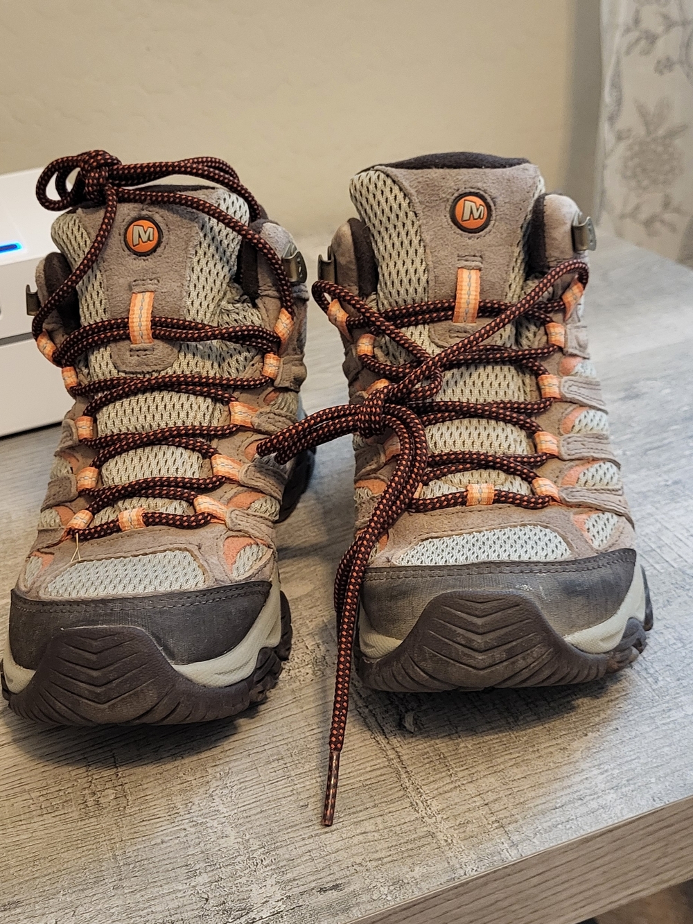Merrell Women's Moab Brown Hiking Shoes. Size 5.5